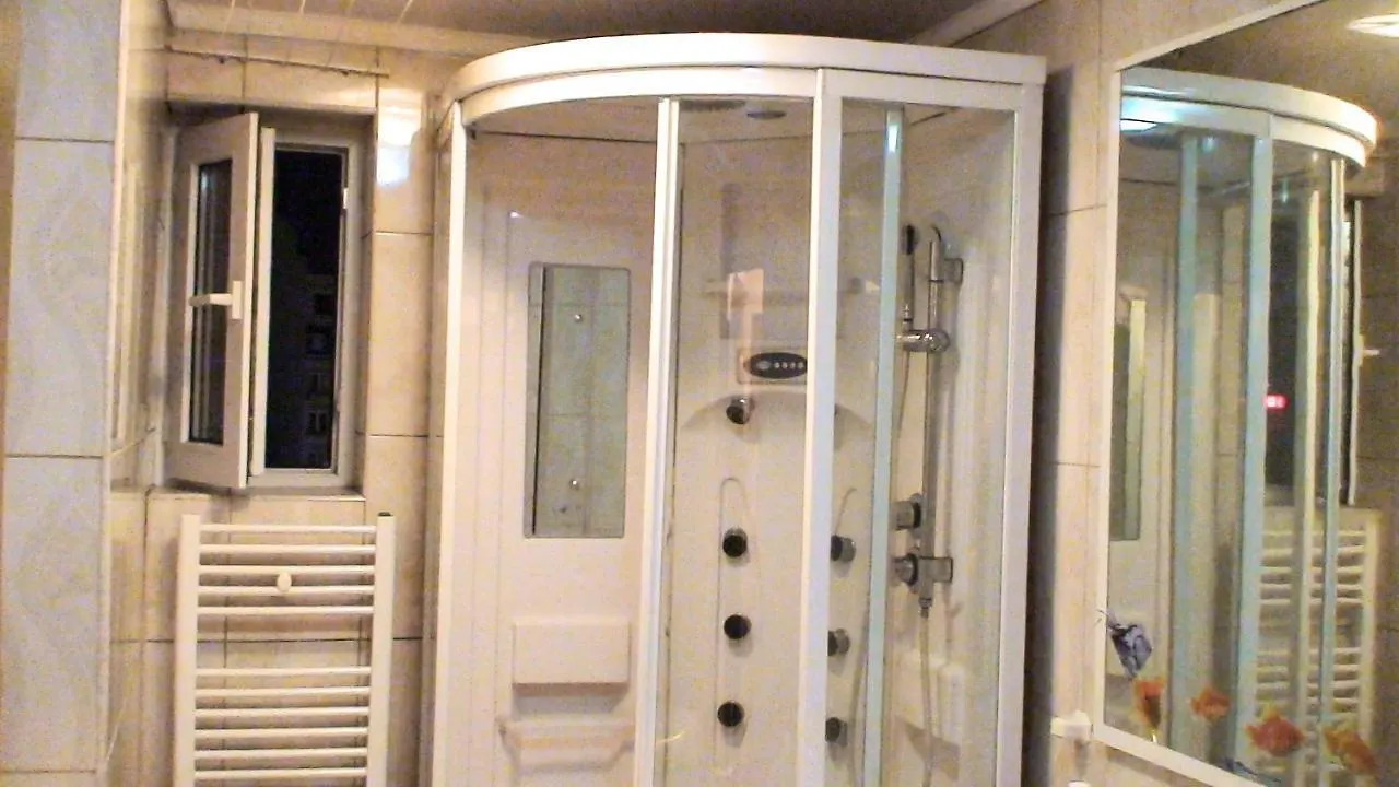 Studio French Embassy, Amzei Historic Center Bukarest 0*,
