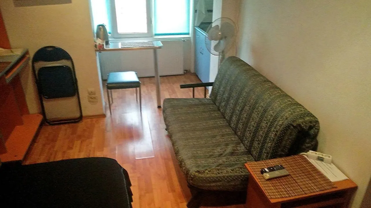 Studio French Embassy, Amzei Historic Center Bukarest Apartman